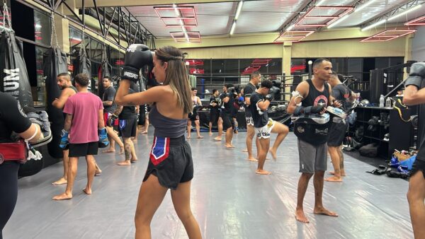 Além do octógono: obstáculos enfrentados por atletas de MMA